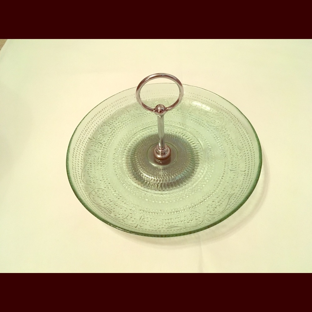 Vintage Depression Glass (Green) food caddy